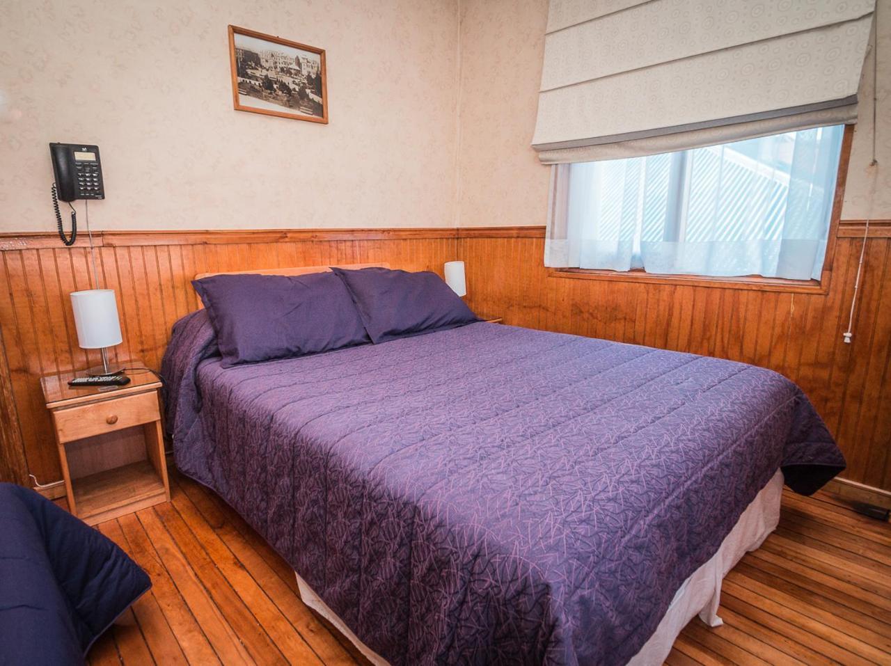Hostal Chalet Las Violetas Punta Arenas Exterior foto